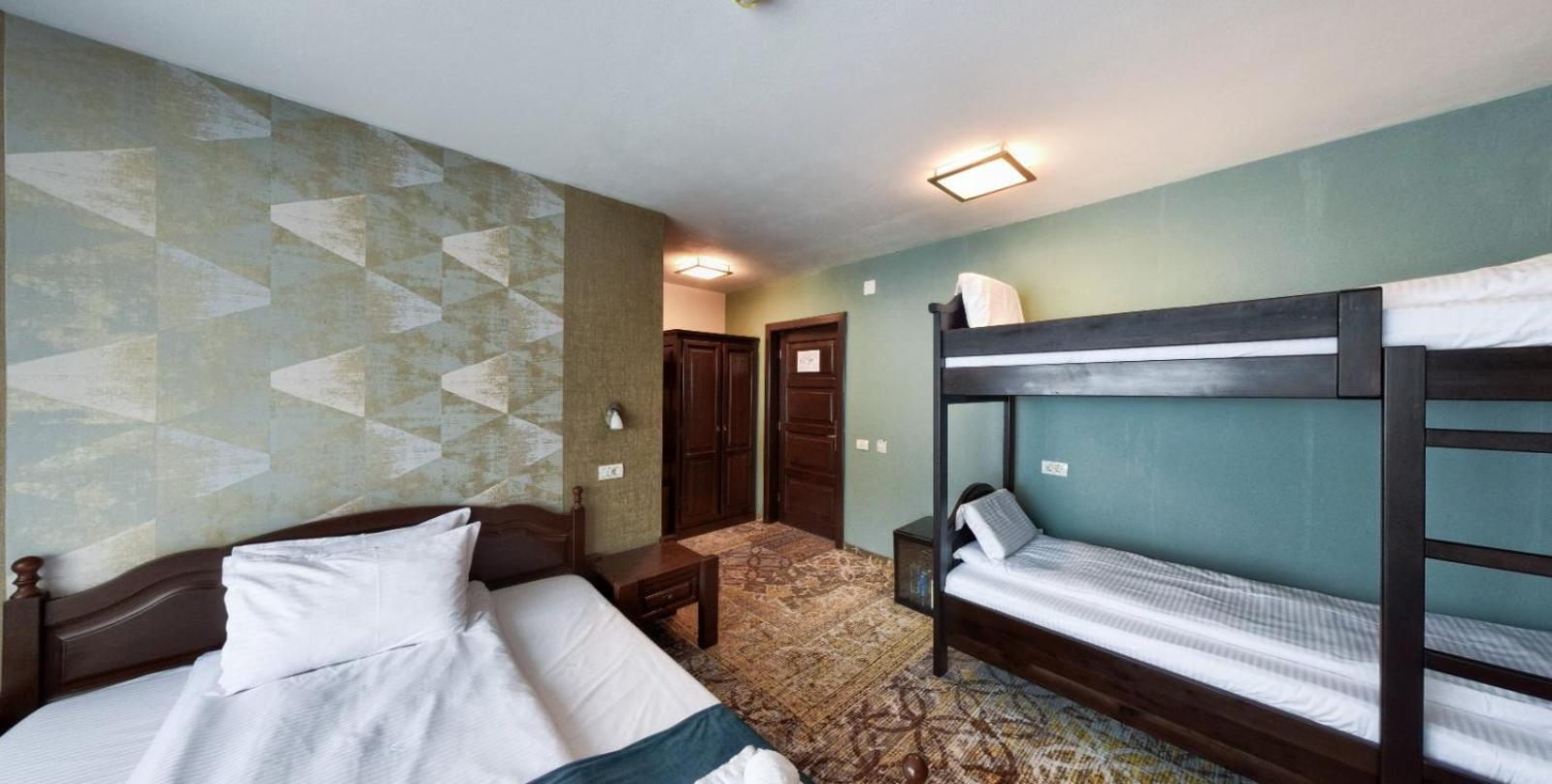 Poarta Raiului Hotel Tau Bistra Luaran gambar