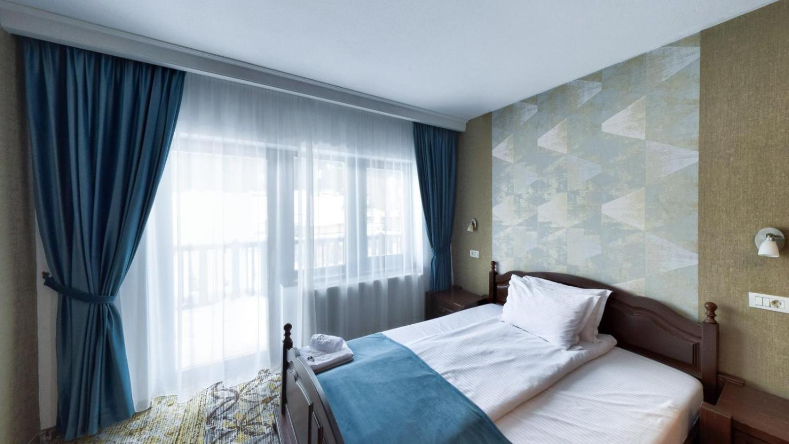 Poarta Raiului Hotel Tau Bistra Luaran gambar