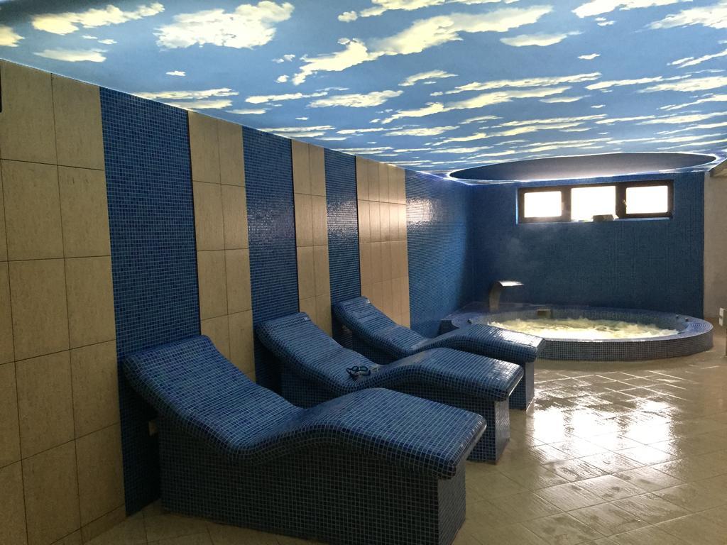 Poarta Raiului Hotel Tau Bistra Luaran gambar